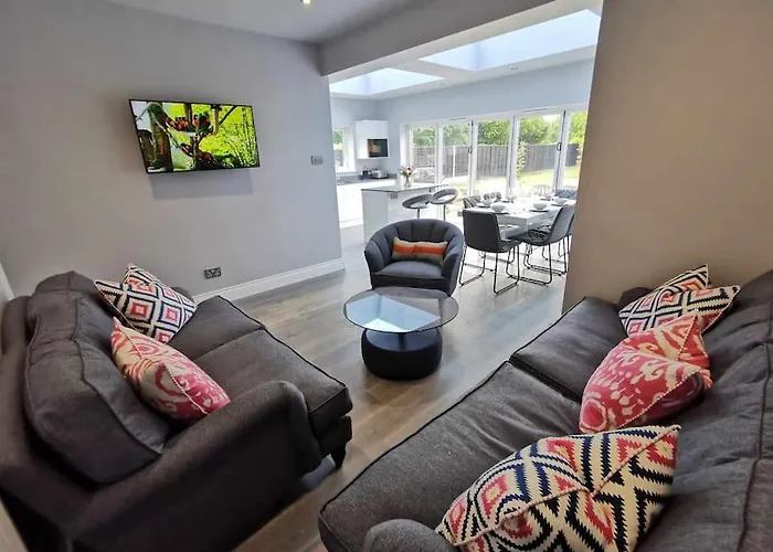 5 Ham Manor Farm Cottage