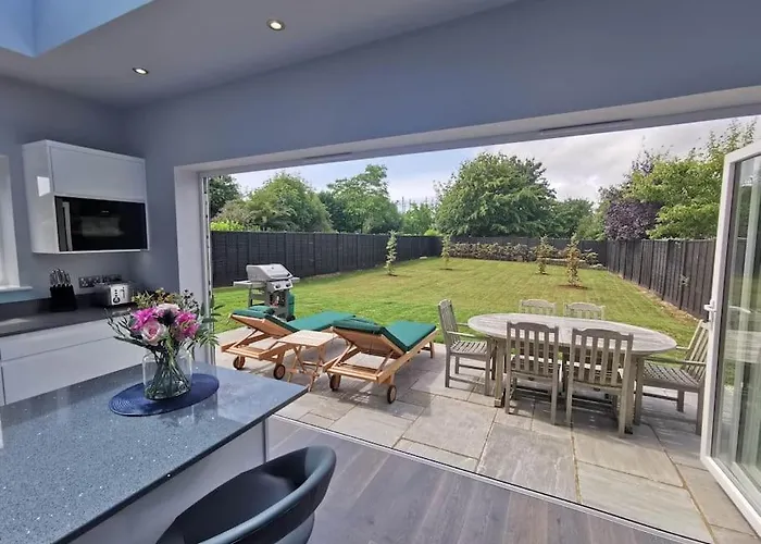 5 Ham Manor Farm Cottage